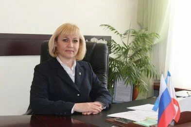 Светлана Гевчук поздравила педагогов-ветеранов