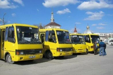 В Феодосии проезд в городских автобусах стал дороже на 2 рубля